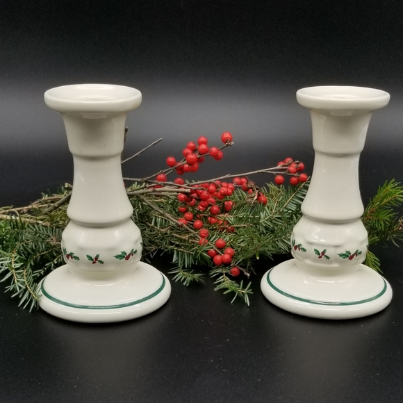 Longaberger Holiday Longaberger Pottery Holly Edition Candle